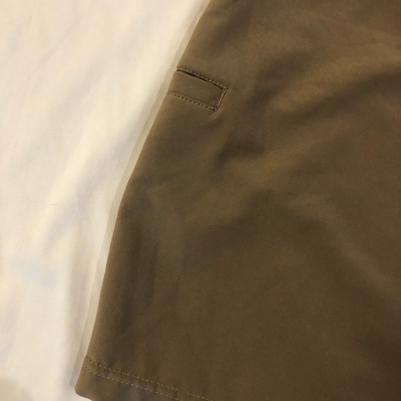 DAHUI MEN’S CASUAL POLY/SPANDEX HIKING SHORTS SZ 38x10 (EUC) - Picture 3 of 8